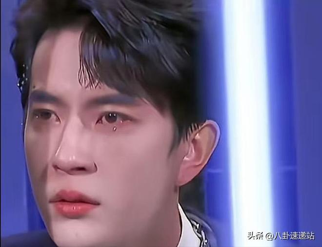 仅4天恶心的一幕出现了李诚儒跟着遭殃j9九游会入口首页收手吧!于朦胧去世(图1) 仅4天恶心的一幕出现了李诚儒跟着遭殃j9九游会入口首页收手吧!于朦胧去世(图1)