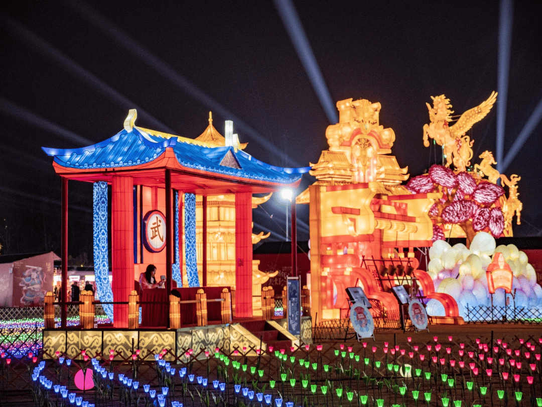 ！2026观山湖灯会庙市璀璨启幕九游会登录j9入口一城灯火一城春(图7)